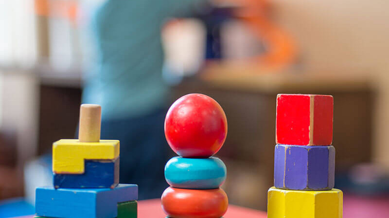 Wooden-colorful-Montessori-toys-and-child-is-back-515439600_4701x7044-optomized-800x800
